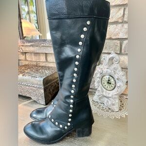 Beautiful Tall Black Leather Studded Boots! EUC!